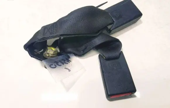 Honda Accord Middle seatbelt buckle (rear) 181099