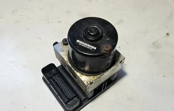 Volkswagen Polo IV 9N3 ABS Pump 6Q0907379E 6Q0614117C