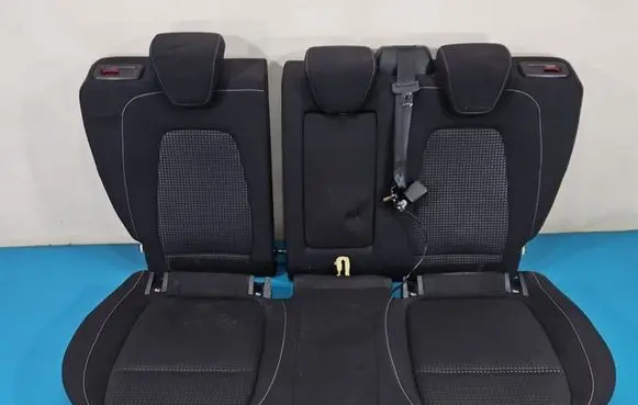 Ford Focus Second row seats IMPRK1583708