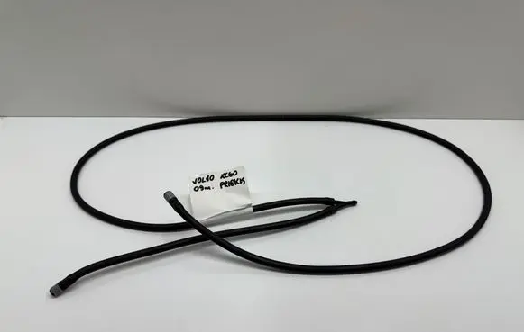 Volvo XC60 Headlight washer hose/pipe 