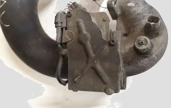 Toyota RAV 4 (XA20) Throttle valve