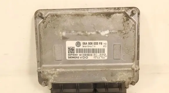 Skoda Octavia Mk2 (1Z) Engine control unit/module ECU 06A906033FB