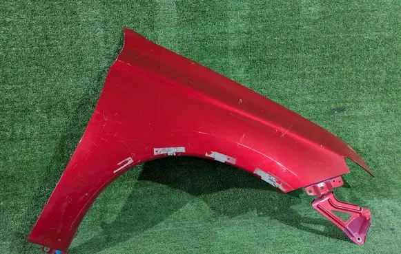 Mitsubishi Outlander Fender
