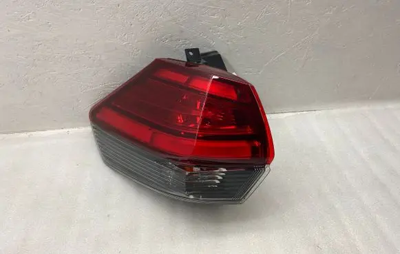 Nissan X-Trail T32 Rear/tail lights