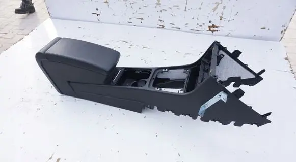 Volkswagen PASSAT B6 Center console 