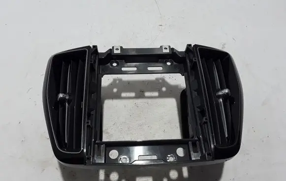 Volvo XC60 Dash center air vent grill 31477275
