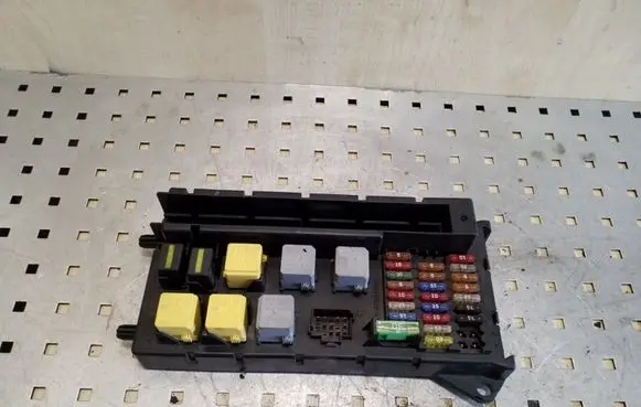 Volkswagen Crafter Fuse module A9065454701