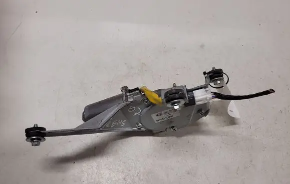 KIA Carens II Rear window wiper motor 987001D000 035111500