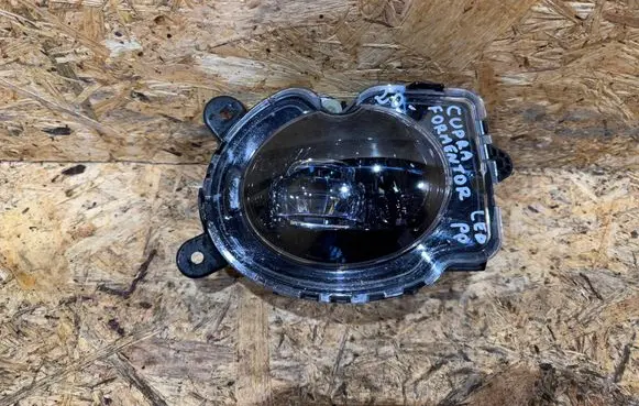 Cupra Formentor Front fog light 5FF941702 S2504S005
