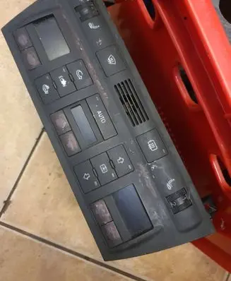 Audi A6 S6 C5 4B Climate control unit 4B0820043AD 0104H011 5HB00760453