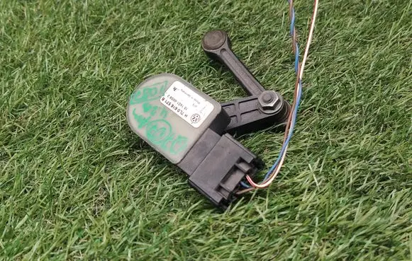 Audi Q7 4L Yaw turn rate sensor 7L0616571B 4E0907503C