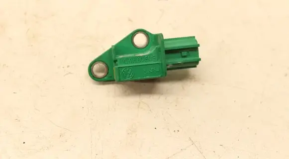 Audi A4 S4 B8 8K Airbag deployment crash/impact sensor