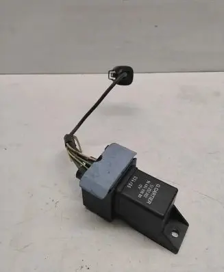 Citroen C5 Glow plug pre-heat relay 51252002