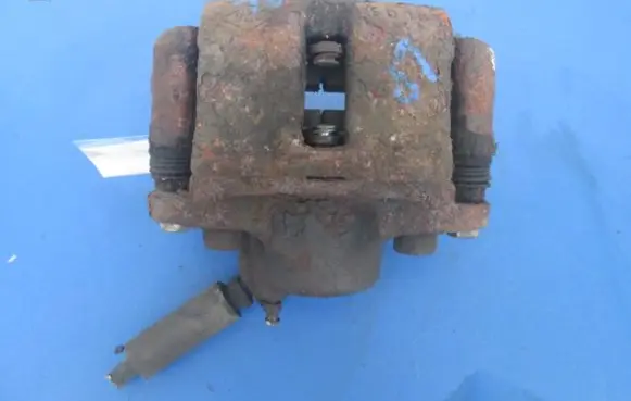 Renault Clio II Front brake caliper