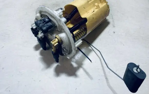 Peugeot 407 Fuel level sensor 30300201