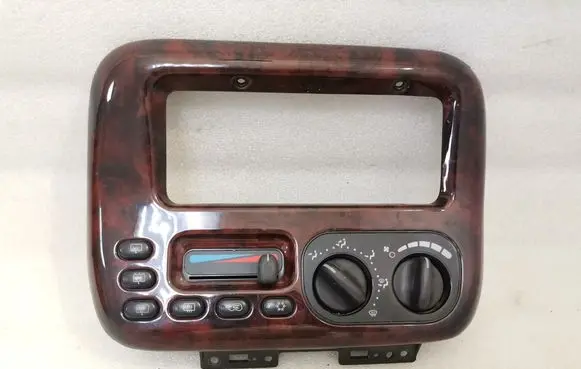 Chrysler Voyager Climate control unit P04677956AB