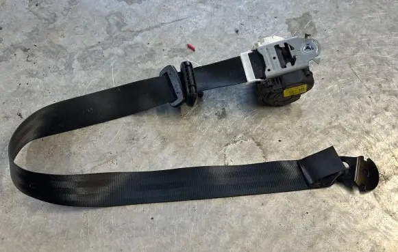 Renault Trafic III (X82) Front seatbelt 868843513R