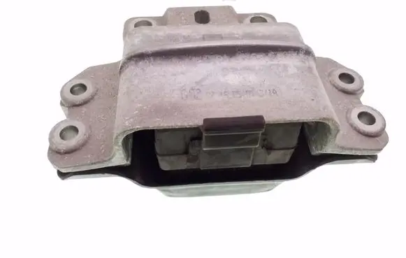 Skoda Octavia Mk2 (1Z) Engine mount bracket 1K0199555