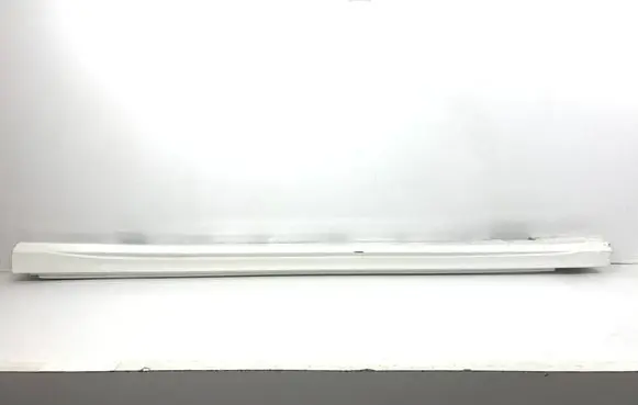 Mercedes-Benz CLA C118 X118 Sill A1186909100 A1186909300 A1186909500