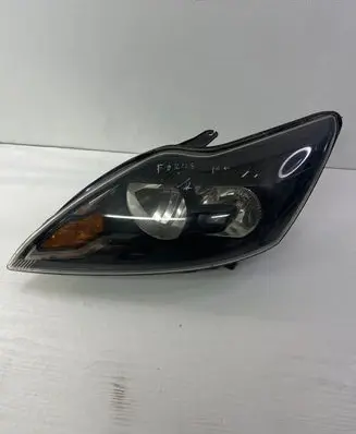 Ford Focus Headlight/headlamp 8M5113W030CF 0077R00