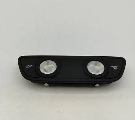 Audi Q8 Front seat light 4M0947111