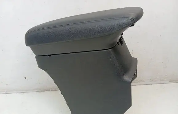 Mitsubishi Outlander Armrest 8011B156