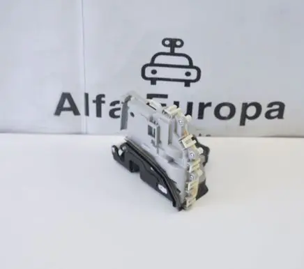 Audi A3 S3 8V Front door lock 8X1837016B