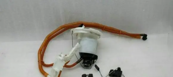 Mercedes-Benz CLS C218 X218 In-tank fuel pump A2184700994