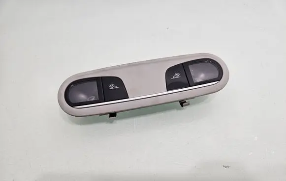 Audi A7 S7 4G Rear seat light 4G0947111A