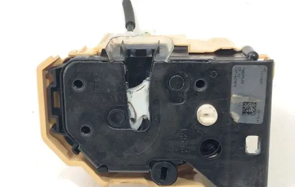 Alfa Romeo Giulia Rear door lock 50536550