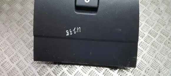 Toyota Avensis Verso Glove box 5555144050 55551-44050