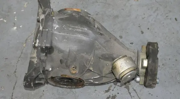 Mercedes-Benz E W212 Rear differential A2043510408