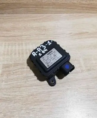 Volkswagen Golf VI Air flap motor/actuator 0132801117