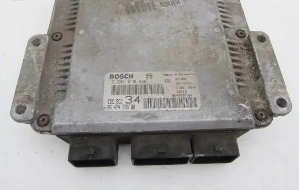 Peugeot 607 Engine control unit/module 9647473580
