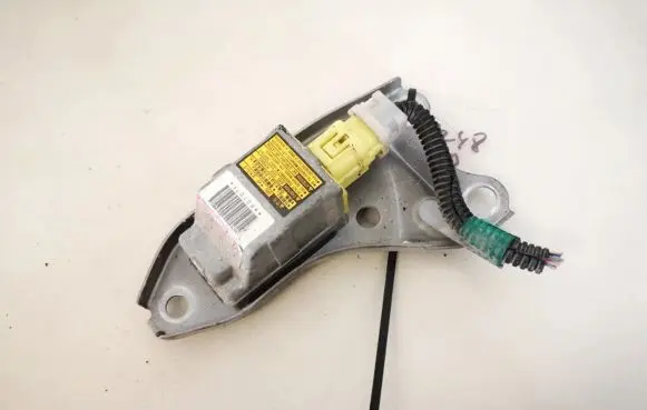Toyota Avensis Verso Airbag deployment crash/impact sensor 8986044010 89860-44010