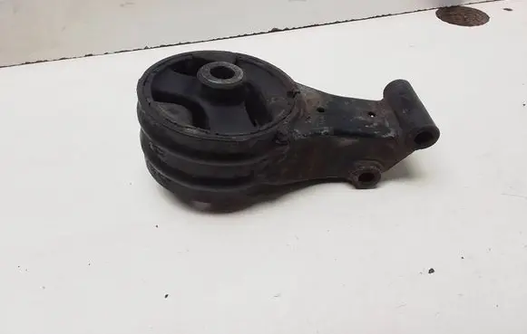 Opel Vectra C Engine mount bracket 2103111