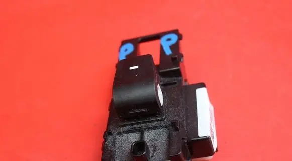 Hyundai Elantra VI Electric window control switch 93575F2010