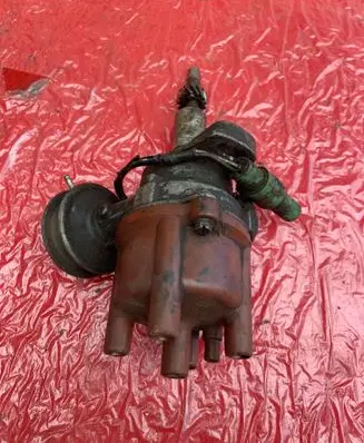 Toyota Land Cruiser (BJ70) Spark distributor 