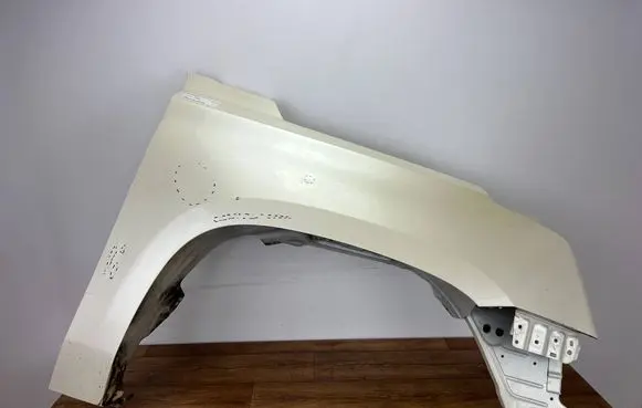 Cadillac Escalade IV Fender BLOTNIKESCALADEP