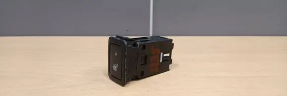 Suzuki SX4 Seat heating switch SP221201A