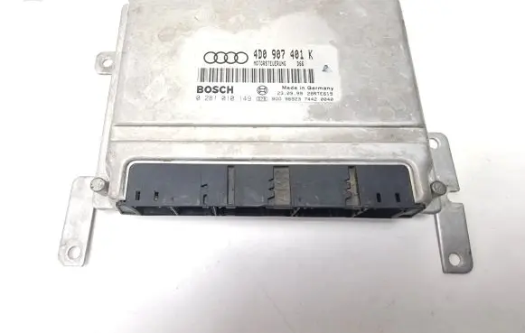 Audi A8 S8 D2 4D Engine control unit/module 4D0907401K