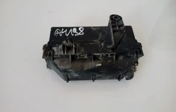 Nissan Sunny Fuse box set
