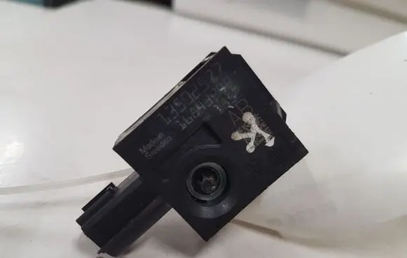 Opel Antara Airbag deployment crash/impact sensor 13502577