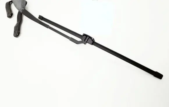 Mercedes-Benz E W211 Windshield/front glass wiper blade A2118200744