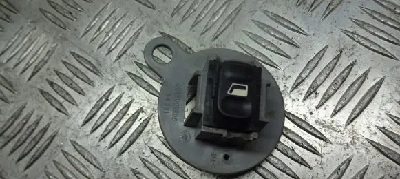 Citroen Xsara Quarter vent window switch 9638569180