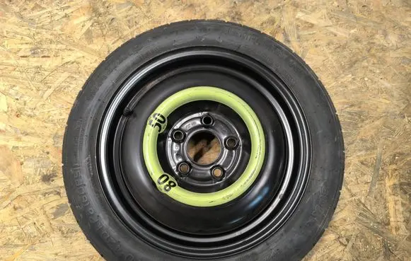 Hyundai i30 R15 spare wheel 529101H900