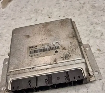 Alfa Romeo 156 Engine control unit/module 0281001588