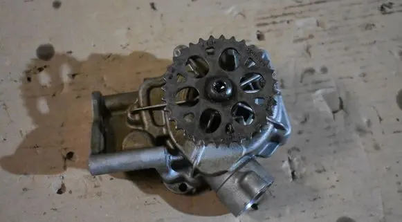 Porsche Panamera (971) Oil pump 