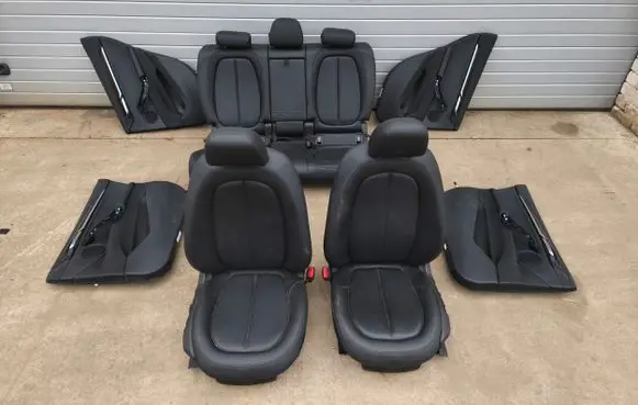 Seat set