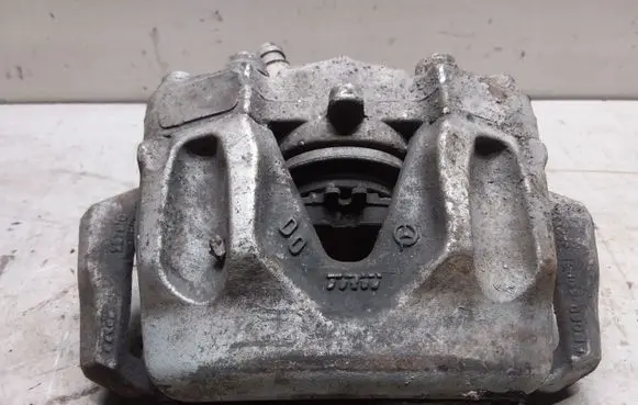 Mercedes-Benz E W212 Front brake caliper